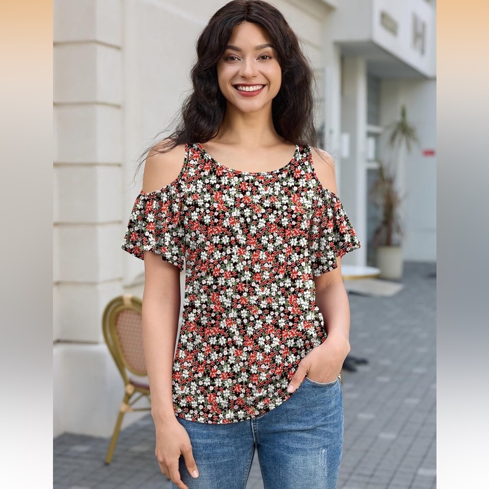 Floral Cut-Out Sleeve Blouse - Picture 9 of 10
